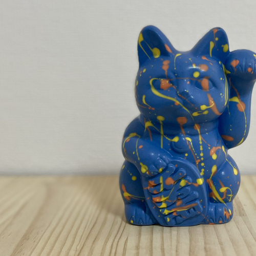 ポップ招き猫 (Splash) / 青×オレンジ&黄 招き猫 CHILDPLAY&Co. 通販