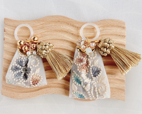 ee00dc9300f7dfac8d49d72d6c2b66