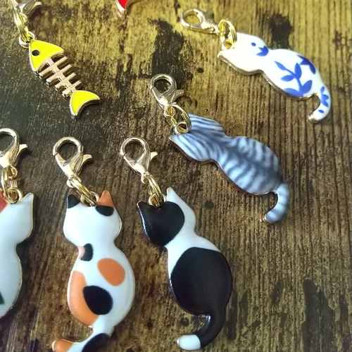 No8-23☆後ろ姿にゃんずネコチャーム♪キーホルダータイプ☆マスク