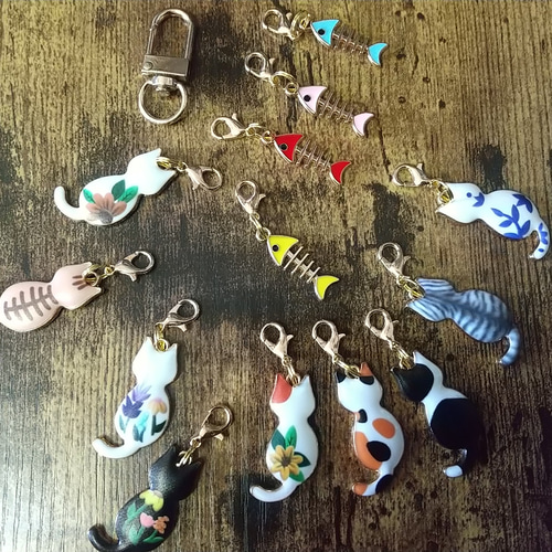 No8-23☆後ろ姿にゃんずネコチャーム♪キーホルダータイプ☆マスク