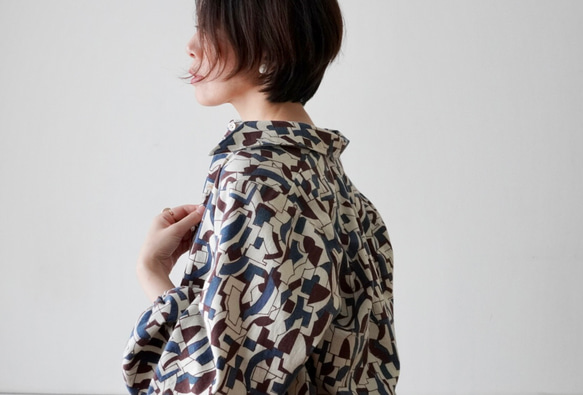 GEOMETRIC ショートタックシャツ 16枚目の画像