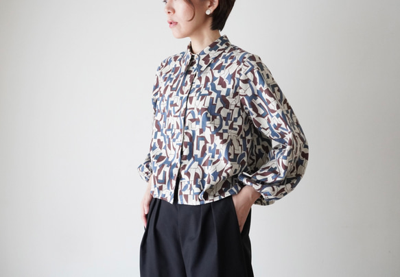 GEOMETRIC ショートタックシャツ 3枚目の画像