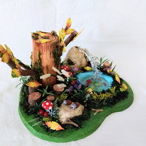 お池の゙金魚 ジオラマ風 秋バージョン その他雑貨 パンダのtaitai