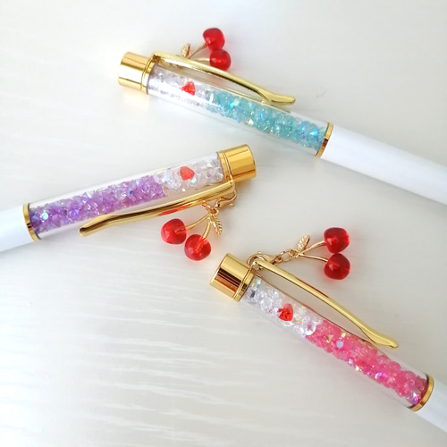 フロートボールペン♡選べるさくらんぼチャー厶】 ラムネ ストロベリー