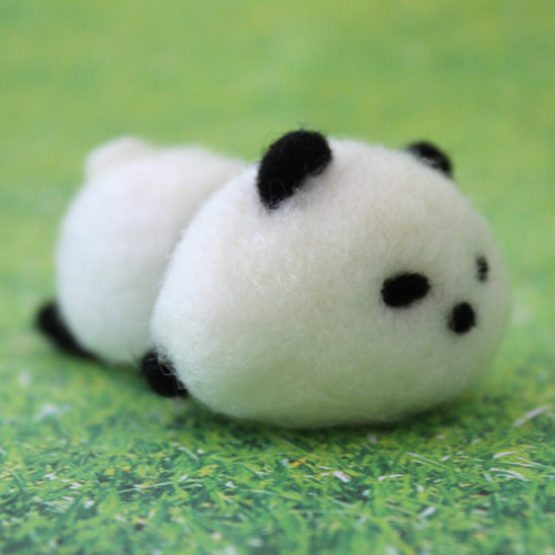 羊毛フェルト ほっぺたとけてるパンダ 2匹セット 癒し インテリア
