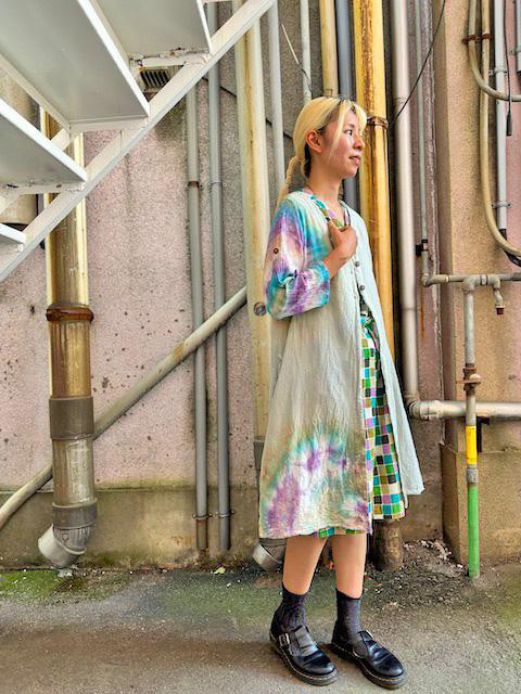 タイダイ染め　カーディガン　優しい水浅葱色(みずあさぎいろ)に可憐な三連の曼荼羅模様 HD22-18