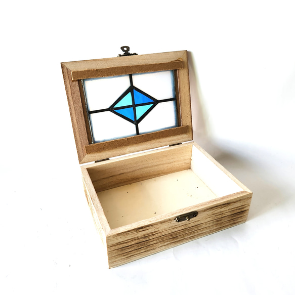 ステンドグラスの窓つき木箱/小物入れ ウッドボックス クリフの思い出