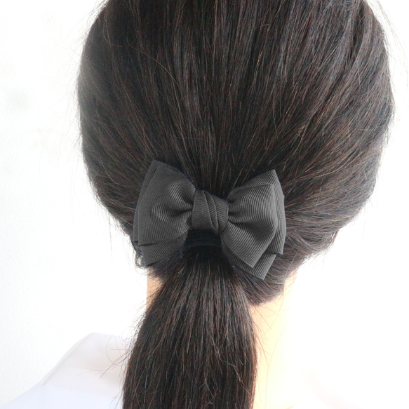シンプルなトリプルリボンヘアゴム フォーマル (黒/紺) お受験 卒業式 入学式 グログランリボン 3枚目の画像