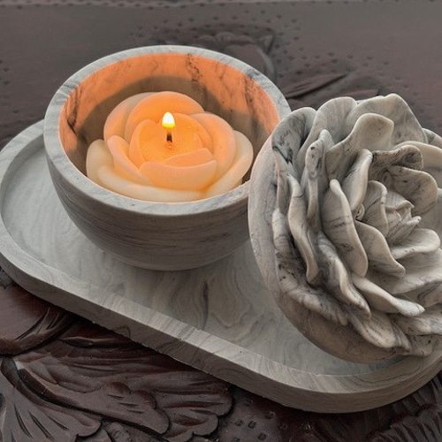 専用　ハンドメイドキャンドルホルダー　キャンドル　薔薇キャンドル Rose Candle バラの形のソイキャンドル キャンドル・キャンドル