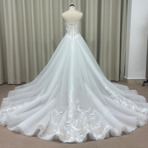 チューブトップティアードウエディングドレス 二次会【S〜3XL】 楽天市場】花嫁 ウェディングドレス Aライン チューブトップ