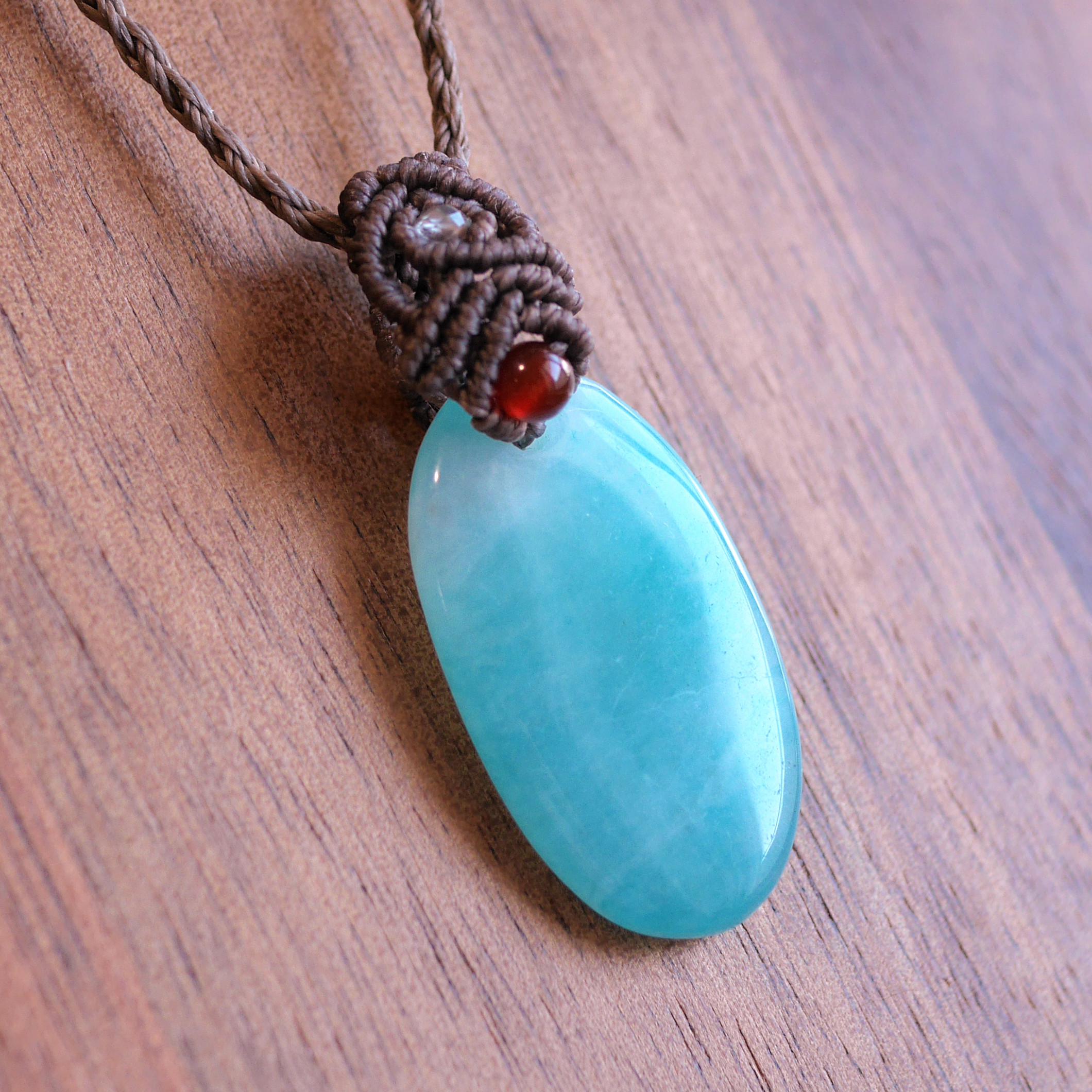 マクラメペンダント☆ペルー アマゾナイト・カーネリアン_220485
