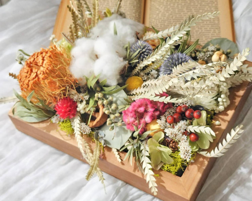 瀬戸内ミモザをふんわりと紡いだリース ドライフラワー ギフトボックス