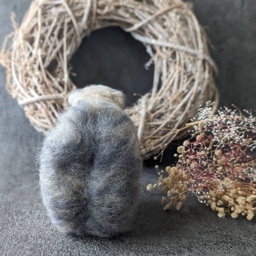 受注制作✨✨羊毛フェルト エゾモモンガ 立体・オブジェ yellow sheep