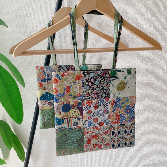 ご注文品　✿リバティ✕パッチワーク✿　ハンドメイドバッグ　2点 ご注文品 ✿リバティ✕パッチワーク✿ ハンドメイドバッグ 2点
