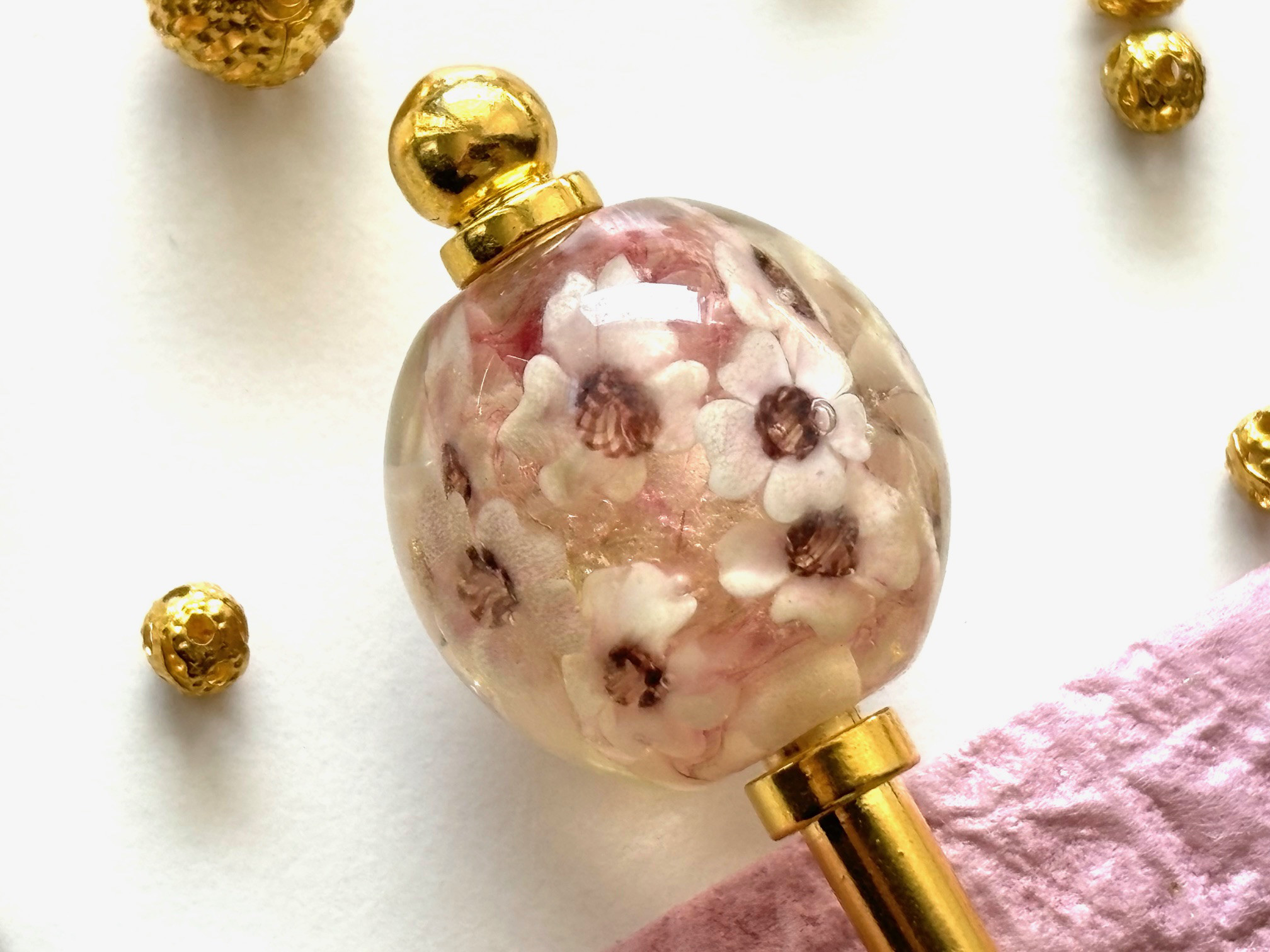 かんざし　桜とピンクカラーのとんぼ玉　一本挿し　一本簪　涼しげ　クリア　透明　さくら　サクラ　桃色　夏春　0174