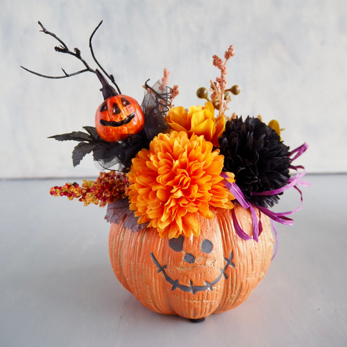 ハンドメイド❣️ハロウィンアレンジ❣️お化け、キャンディ、バラ、カボチャ❁⃘*.゜ ハンドメイド❣️ハロウィンアレンジ❣️お化け、キャンディ
