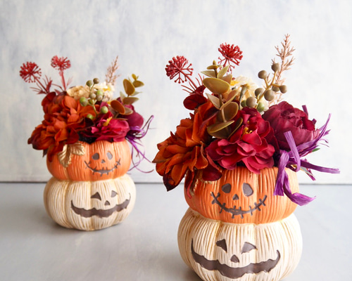 ハンドメイド❣️ハロウィンアレンジ❣️お化け、キャンディ、バラ、カボチャ❁⃘*.゜ ハンドメイド❣️ハロウィンアレンジ❣️お化け、キャンディ