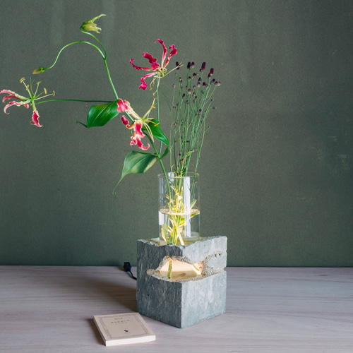 MINAMO」コンクリートの中に水の静けさと光を揺らぎを閉じ込めました