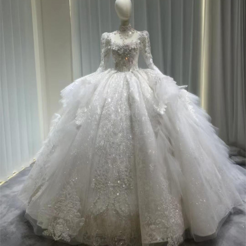 新入荷続々！たっぷりビジュー スクエアネック 長袖 豪華トレーン  