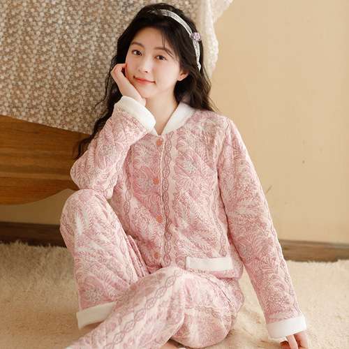 ケーズアイ ペアパジャマ 柔らかいパイル地ナイトウェア 長袖・長パンツ 春・初秋商品 ケーズアイ ペアパジャマ 紳士Mサイズ/婦人の選択サイズ ふわふわ パイル地ナイトウェア長袖・長パンツ 春秋向き素材【紳士 Mサイズ×1枚】+【レディース 選択のサイズ×1枚】 のセット ... ケーズアイ ペアパジャマ 柔らかいパイル地ナイトウェア 長袖・長パンツ 春・初秋商品