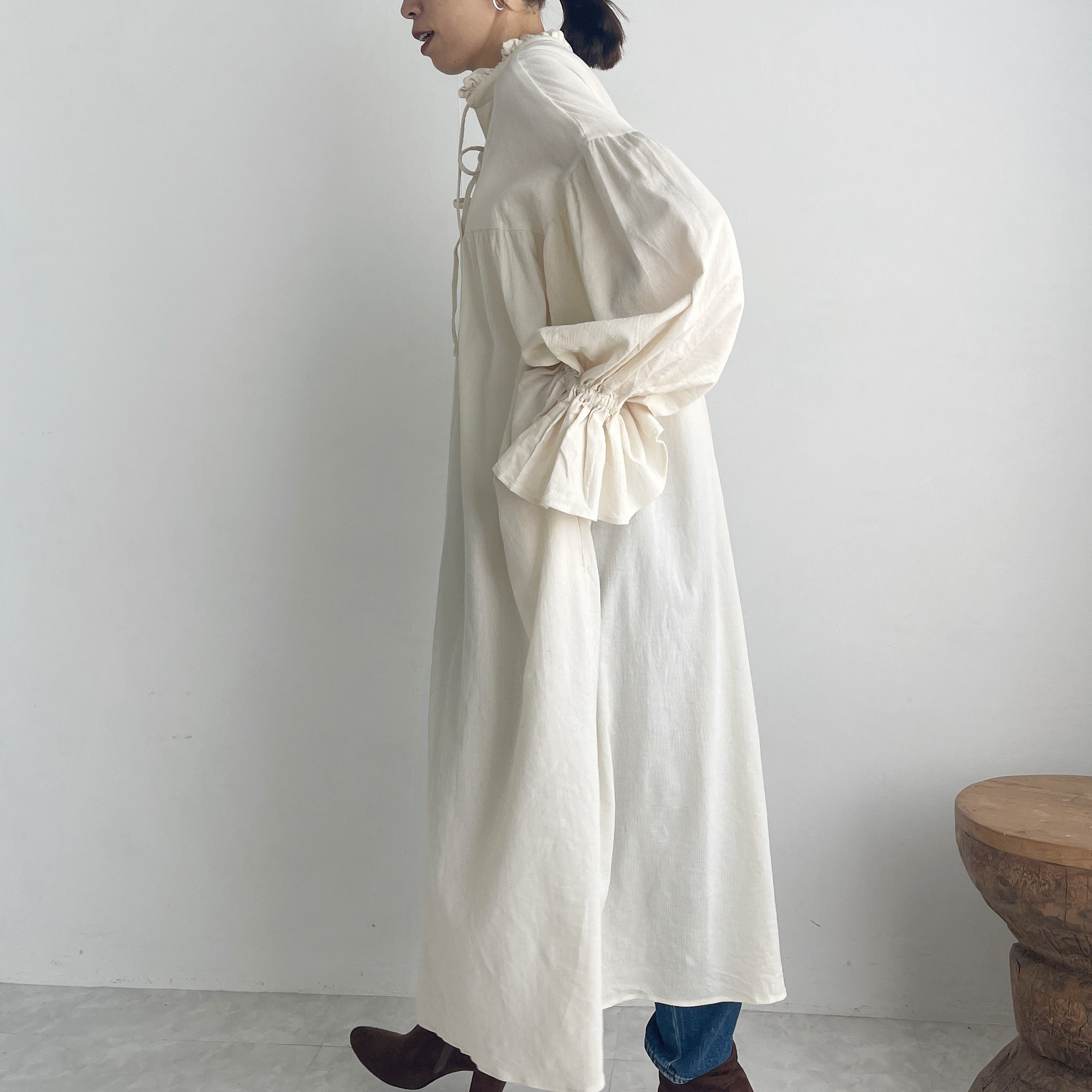 フリルネックキャンディースリーブドレス(vanilla)