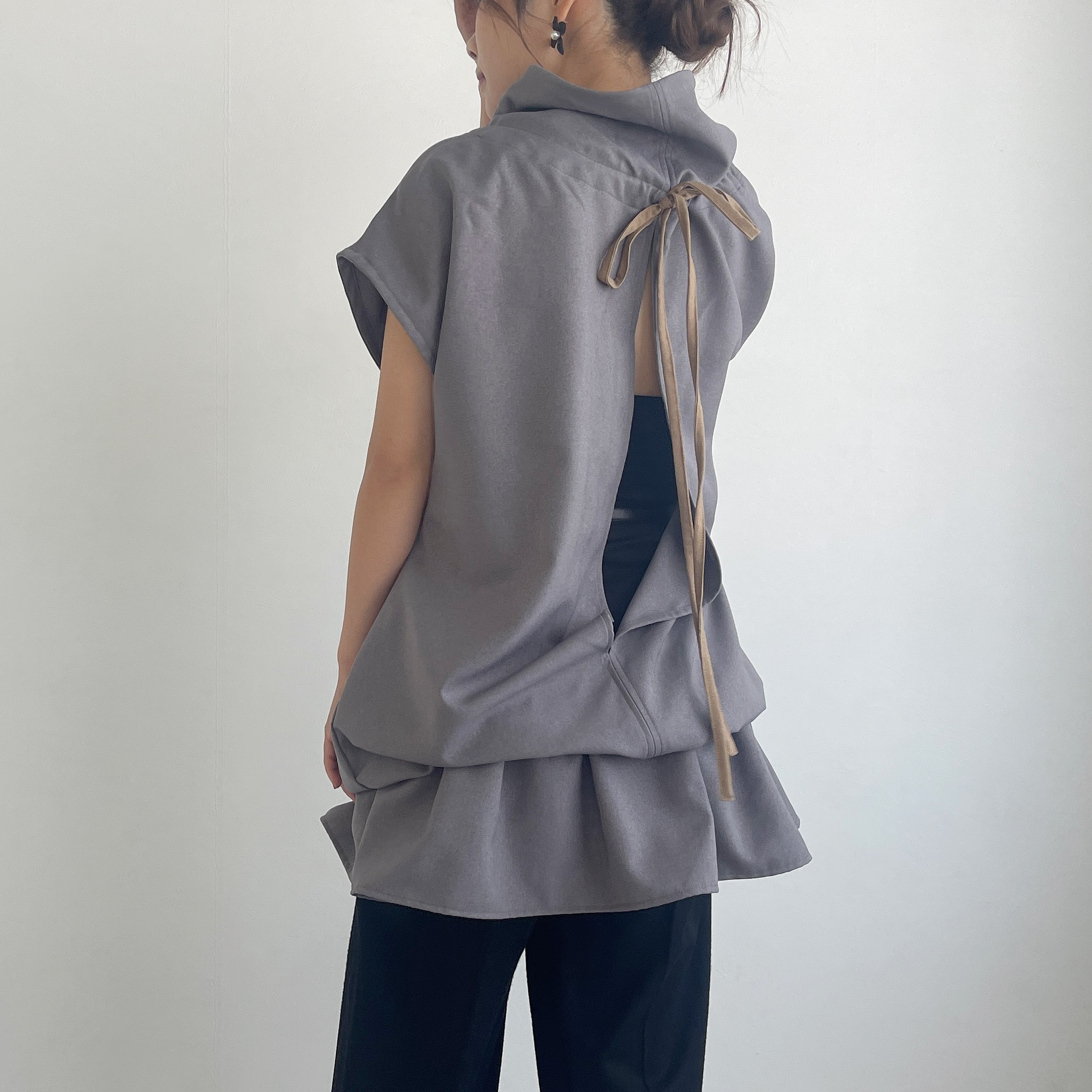 ハイネックフレアヘムトップス (gray)