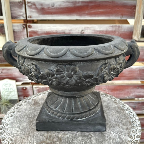 アンティークフラワーポット　グラスファイバー グラスファイバー ポット 新作 ブラック 花柄 植木鉢 プランター 鉢
