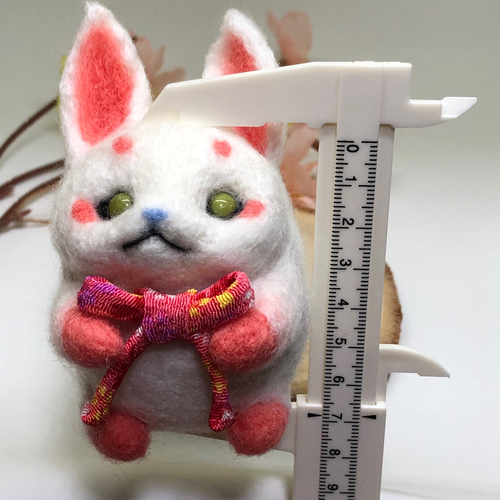 ◇大福キツネ 白キツネ さくら 桜 幻獣 【羊毛フェルト人形】 羊毛