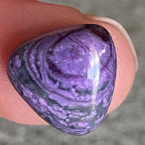 世界3大ヒーリングストーン♢スギライト 02 天然石 天然色 天然石  