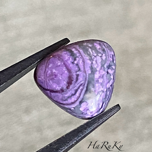 世界3大ヒーリングストーン♢スギライト 02 天然石 天然色 天然石  