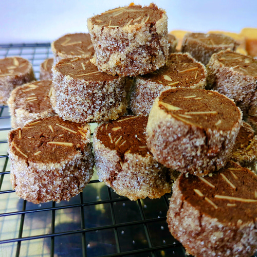 のり【くまさんの贈り物】✕４＆切り株ディアマンセット のり様 専用【くまさんの贈り物】✕4＆切り株ディアマンセット のり