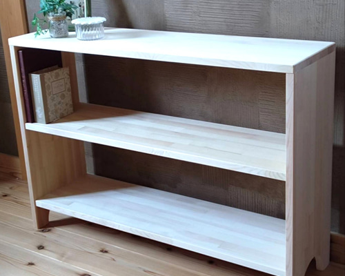 【送料無料】ハンドメイド　天然木　赤松集成材　シェルフ　子供本棚　飾り棚　収納棚 天然木 赤松集成材 オープンシェルフ 飾り棚 収納ラック 本棚 下駄箱