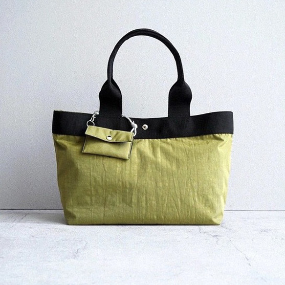通勤に便利なA4対応トートバッグ◎軽量・撥水(オリーブグリーン)大容量