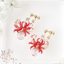 Paccaral 赤いお花モチーフ ピアス 赤い彼岸花のピアス/イヤリング 受注制作 ピアス（フック・チェーン