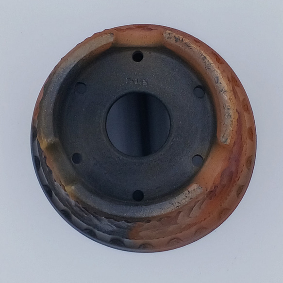 Bs Lab の植木鉢 C-6 (炭化焼成・匣詰め・窯変・緋色・焼締・彫文) 