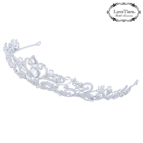 ブリリアハートジルコニアテ ィアラ＆ピアス【LoveTiara】 ブリリアハートジルコニアティアラ 通信販売ブライダル