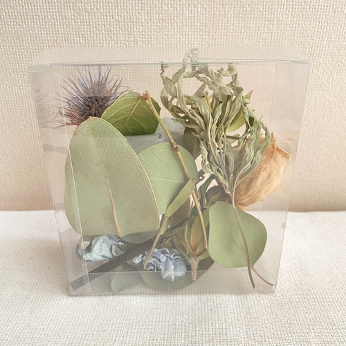 再出品お値下げ☘️ユーカリポポラスベリー&紫陽花★ドライフラワーリース☘️ 送料無料】ドライフラワーのアソート ドライフラワー 葉 花 ユーカリ