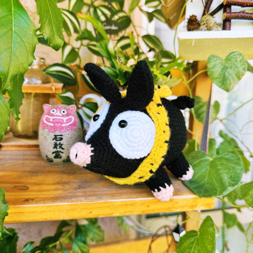 黒い子豚 良牙 らんま 編みぐるみ 置物 飾り アニメ 推し クロ豚