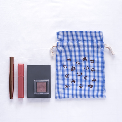 刺繍入りギンガムチェックの巾着ポーチ 巾着袋 mopoちゃん（ブルー