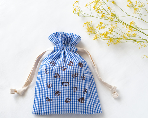 刺繍入りギンガムチェックの巾着ポーチ 巾着袋 mopoちゃん