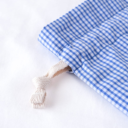 刺繍入りギンガムチェックの巾着ポーチ 巾着袋 mopoちゃん（ブルー