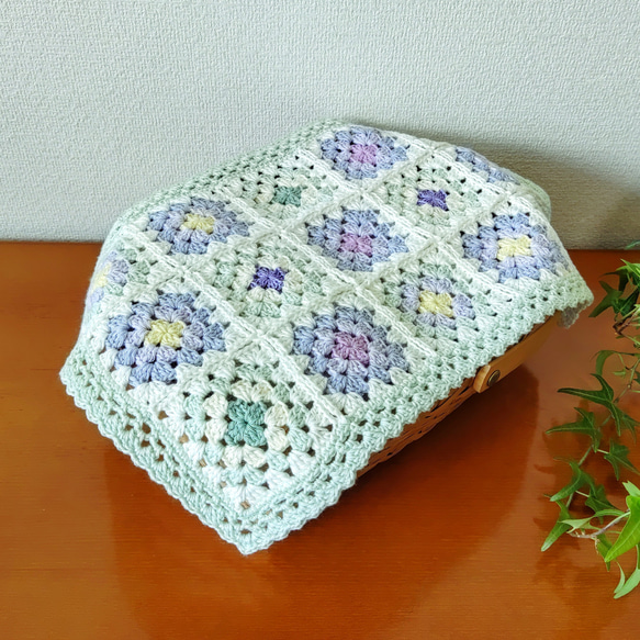 かぎ針編み グラニースクエア マルチカバー&フリーマット お花畑