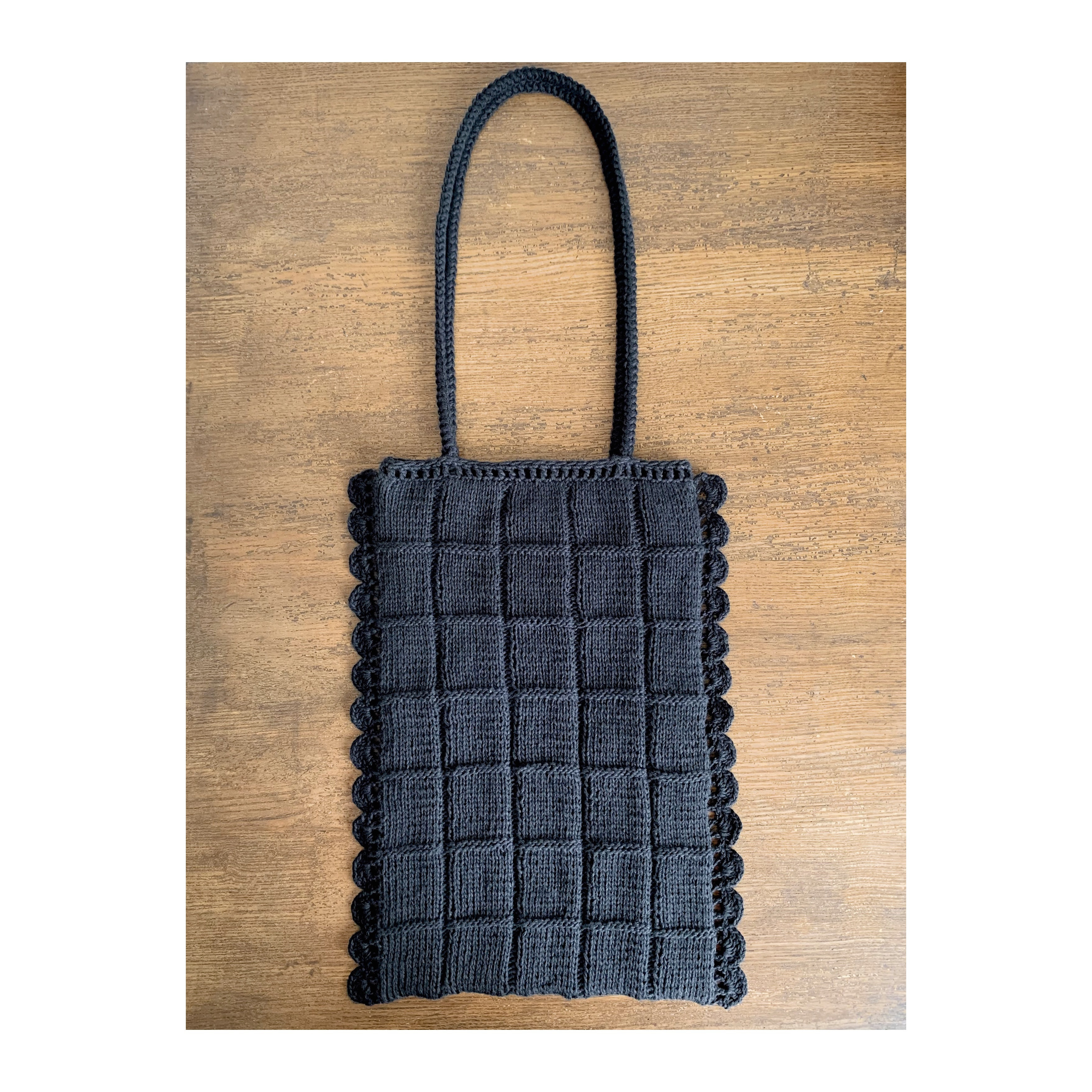 kuroiito のトートバッグ 6,800円