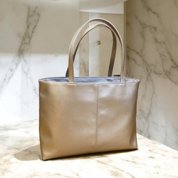 日本製】超軽量280g 上質PUレザー 防水 A4ファイル対応 底硬めで自立