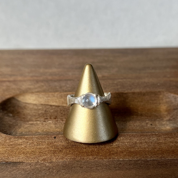 SV925〕ムーンストーンの削り出しシルバーリング【11号】 指輪・リング