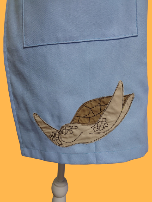 シャチとうみがめのアップリケエプロン ^^ シャチとうみがめのアップリケエプロン