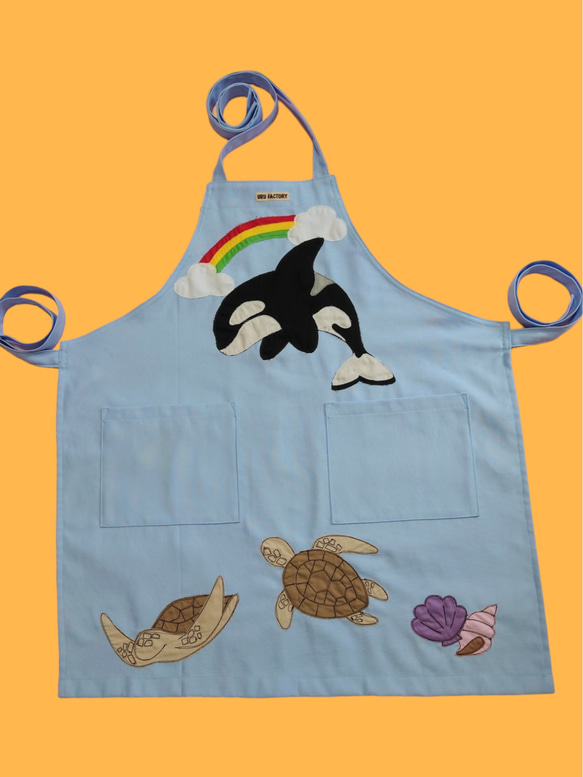 シャチとうみがめのアップリケエプロン ^^ シャチとうみがめのアップリケエプロン