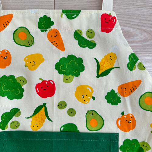 エプロンハンドメイド夏野菜