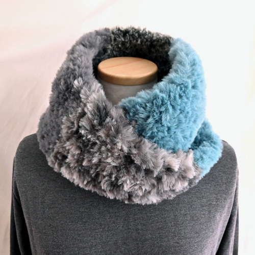 3日以内に発送！】ミックス ファー＊クロス ネックウォーマー