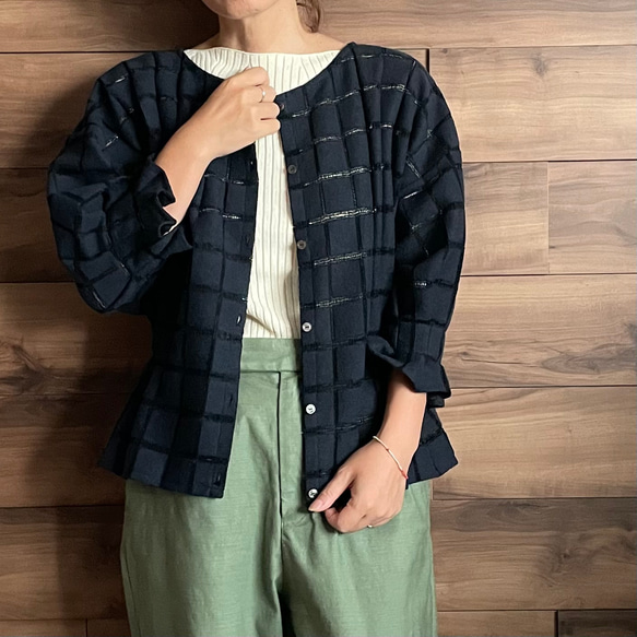 【前後で着れる2wayブラウス】ブロックチェックの起毛レース/コードラッセルレース 2枚目の画像